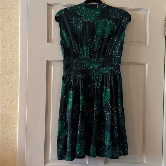 Kate Spade Green Monsterra Pattern Dress, size 2 - Picture 2 of 4